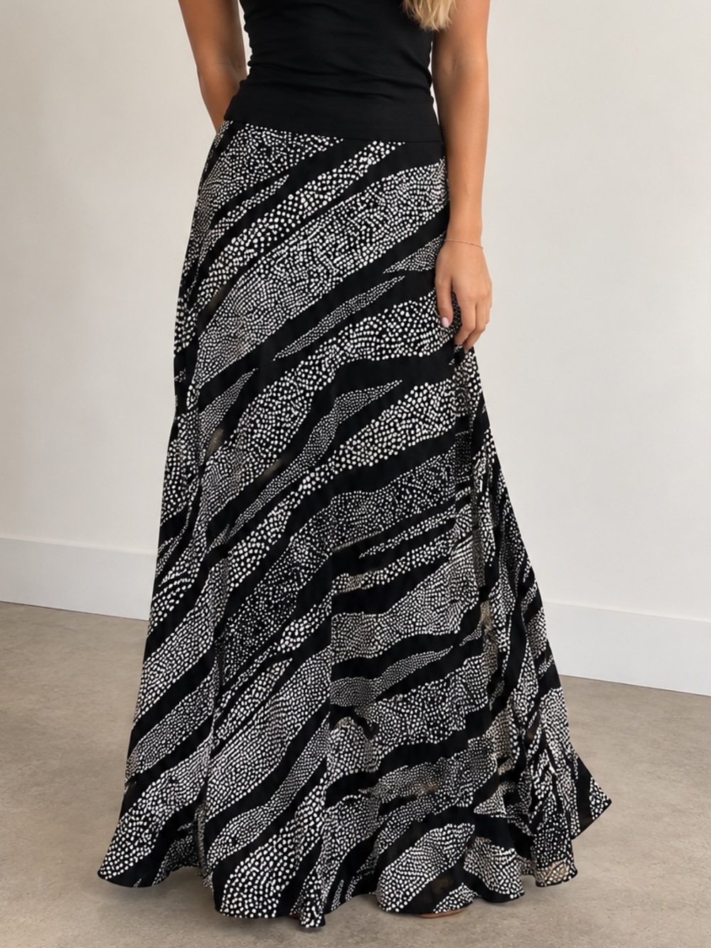 Women's Black and White Printed Maxi Skirt - Elegant Long A-Line
